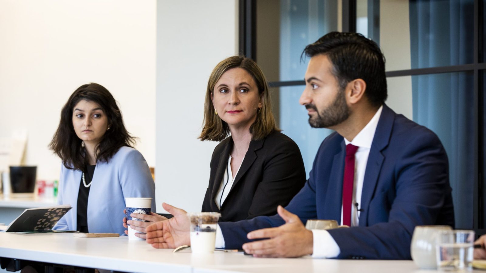 221024 IEC and Ali Zaidi roundtable-12 221024 IEC and Ali Zaidi roundtable-12